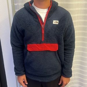 Men’s Navy and Red North Face Sherpa fleece (Large)